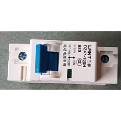 Întrerupător automat de protecție Q7
